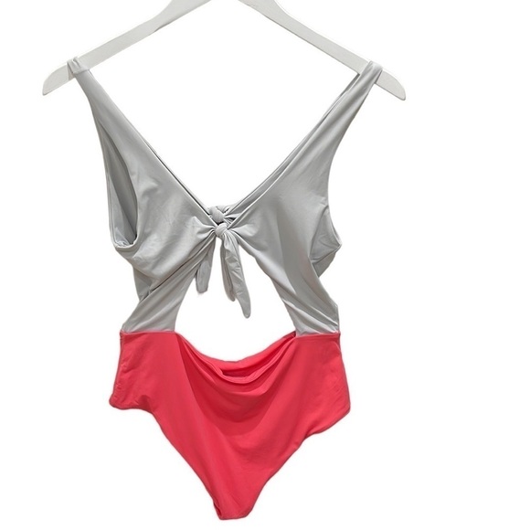 Sapia Simone Cut Out Adjustable Tie Color block 1 Piece Swimsuit SZ L Coral Grey - Picture 1 of 4